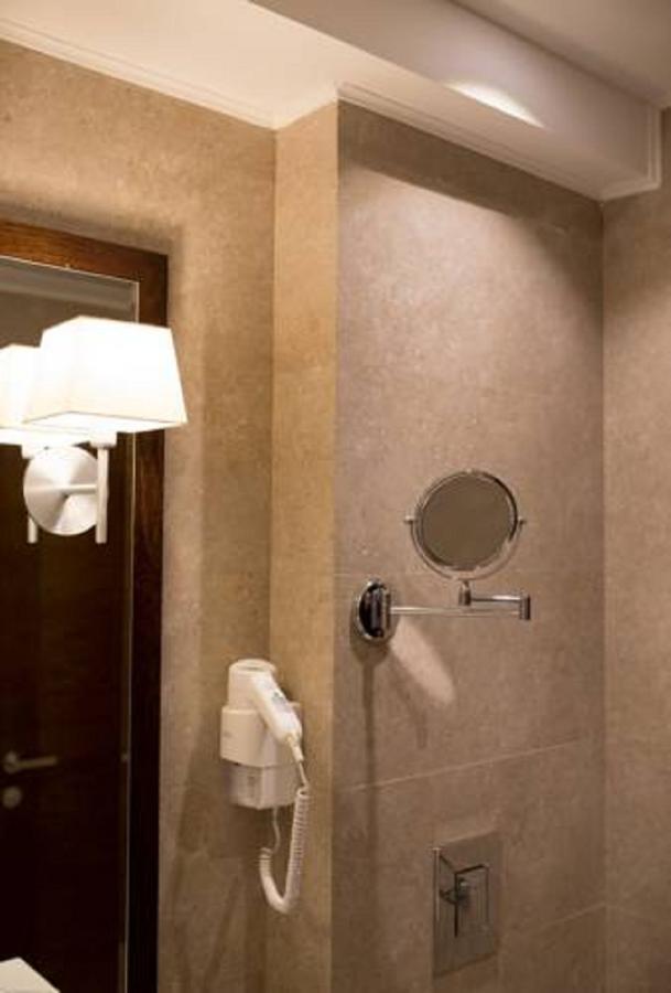 Akvilon Hotel Баку Экстерьер фото